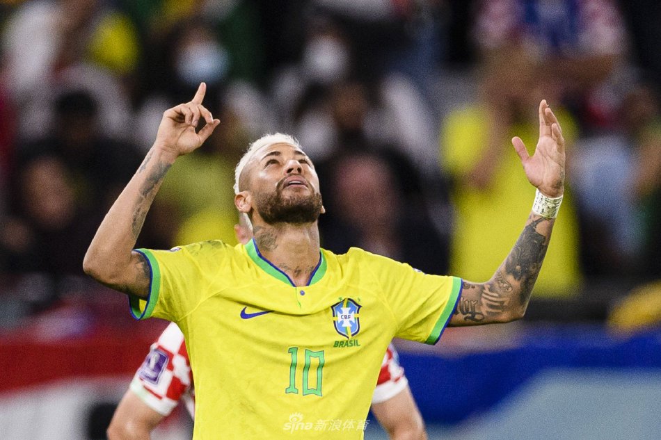 据球队内部 据球队内部