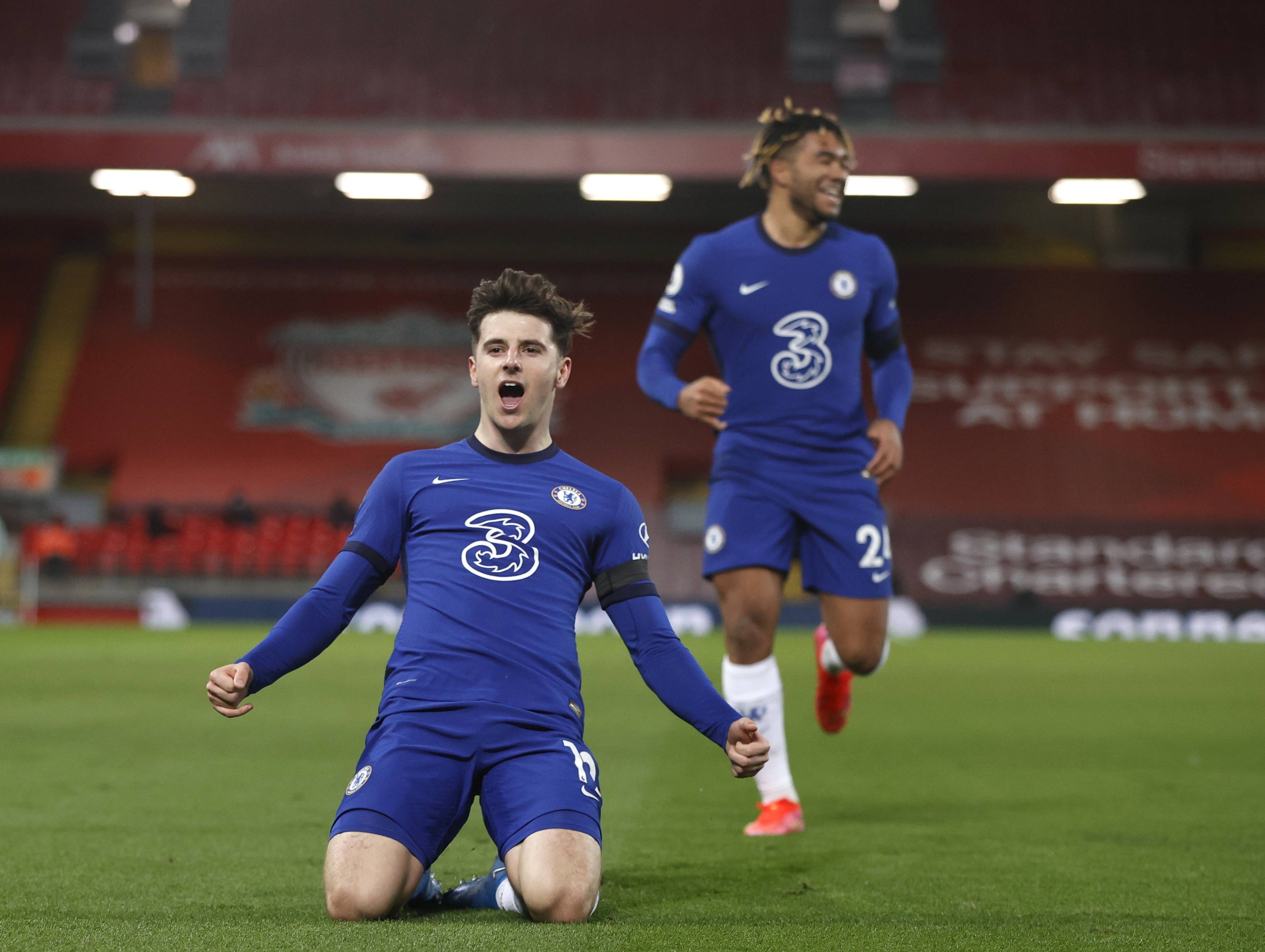 现代足球俱 现代足球俱