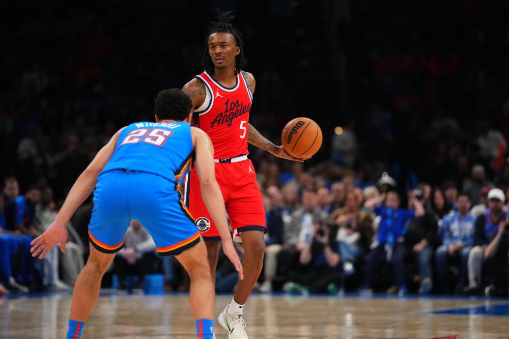 在赛季中期 在赛季中期